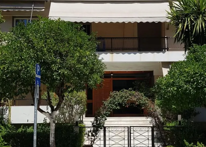 Φωτεινό κομψό&άνετο διαμέρισμα κοντά στο κέντρο!